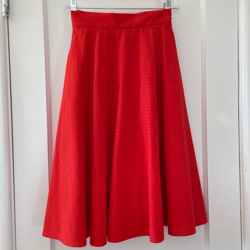 Uniqlo Women's Red Circle Skirt